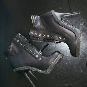 L.A.M.B by Gwen Stefani Daytona Motorcyle boots